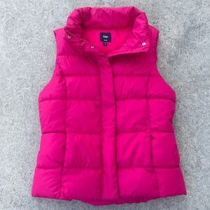 SOLD GAP Women's Fuchsia Puffer Vest